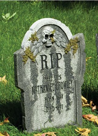 Spooky Tombstone Nathaniel Crowley – Height 54 cm